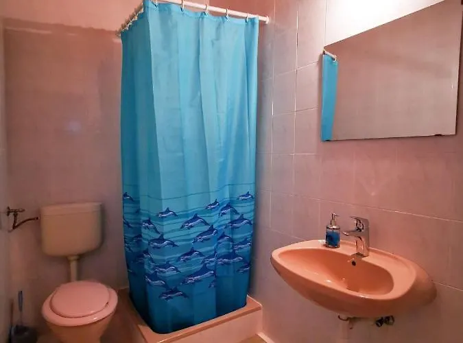 Huszar Vendeghaz * バラトンフレド