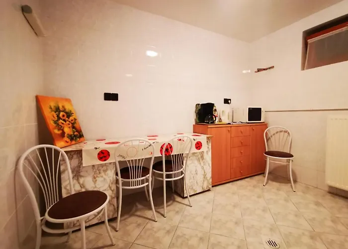 Huszar Vendeghaz ゲストハウス